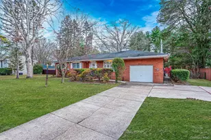 12 Babylon St, Islip Terrace, NY 11752 - Photo 4