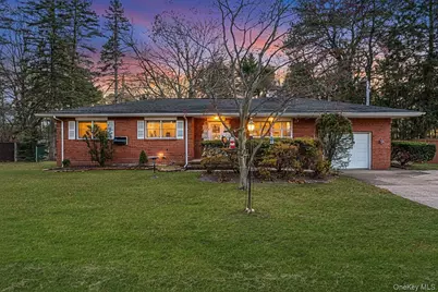 12 Babylon Street, Islip Terrace, NY 11752 - Photo 1