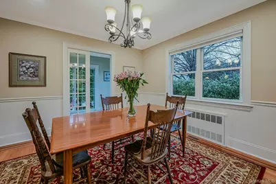 100 Cedar Avenue, Rockville Centre, NY 11570 - Photo 16