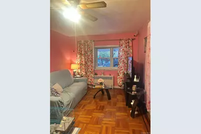 1024 E 214th Street, Bronx, NY 10469 - Photo 2