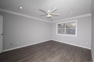 1705 Saddle Rock Rd, Holbrook, NY 11741 - Photo 6