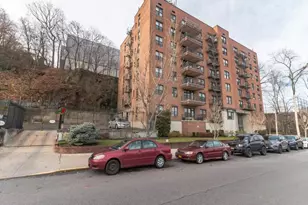 5235 Post Rd, Bronx, NY 10471 - Photo 2