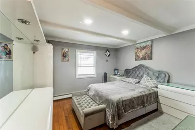 13 Floral Lane, Westbury, NY 11590 - Photo 10