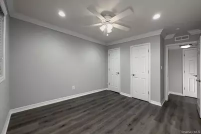 111 College Road #01-Q, Selden, NY 11784 - Photo 6