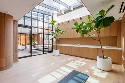 200 E 21st Street #8A, New York, NY 10010 - Photo 40