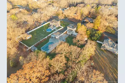 32 Greenport Avenue, Medford, NY 11763 - Photo 36