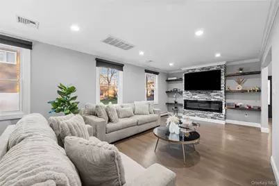 32 Greenport Avenue, Medford, NY 11763 - Photo 8