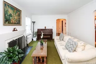 187 Green Ave, Freeport, NY 11520 - Photo 4