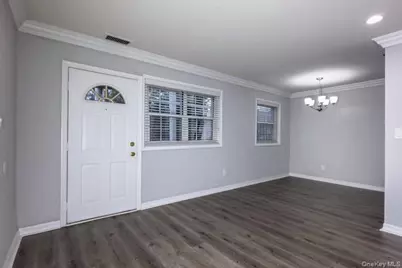 111 College Road #08-B, Selden, NY 11784 - Photo 4