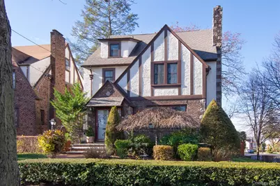 233 Kneeland Avenue, Yonkers, NY 10705 - Photo 2