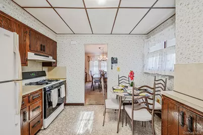 12 Hawthorne Street, Williston Park, NY 11596 - Photo 10