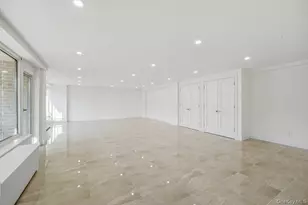 166-25 Powells Cove Blvd, Whitestone, NY 11357 - Photo 12