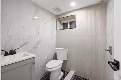 16843 118th Road, Jamaica, NY 11434 - Photo 28