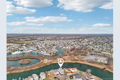 3717 Somerset Drive, Seaford, NY 11783 - Photo 40