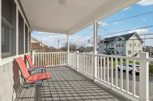 3717 Somerset Dr, Seaford, NY 11783 - Photo 6