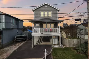 3717 Somerset Dr, Seaford, NY 11783 - Photo 4