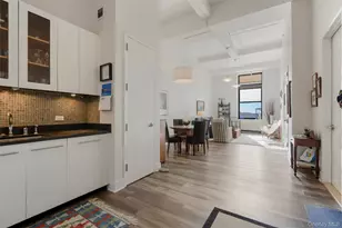 25 Leroy Pl, New Rochelle, NY 10805 - Photo 2