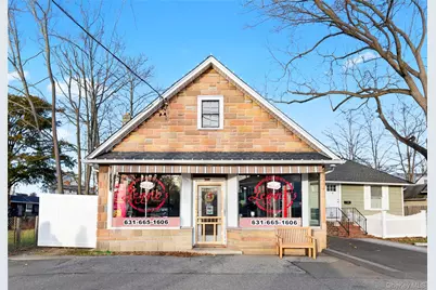 305 4th Avenue, Bay Shore, NY 11706 - Photo 2