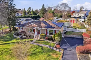 10 Hewitt Dr, Northport, NY 11768 - Photo 26