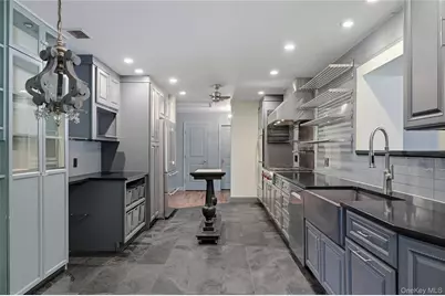 10 Hewitt Drive, Northport, NY 11768 - Photo 6