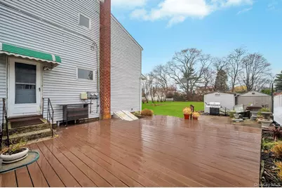 47 Pearsall Place, Deer Park, NY 11729 - Photo 26