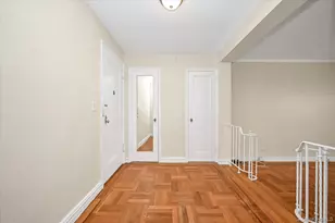 210 Martine Ave, White Plains, NY 10601 - Photo 2