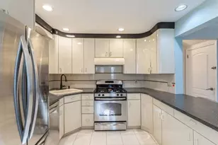 158 Clement Ave, Elmont, NY 11003 - Photo 8