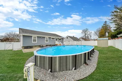 19 Honeysuckle Lane, Kings Park, NY 11754 - Photo 8