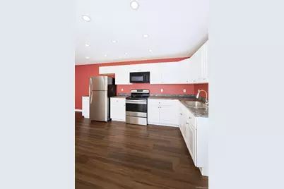 420 Broadway #3, Monticello, NY 12701 - Photo 2