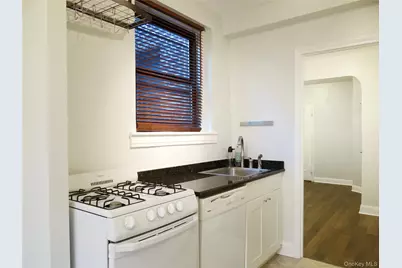 88-12 Elmhurst Avenue #1J, Elmhurst, NY 11373 - Photo 6