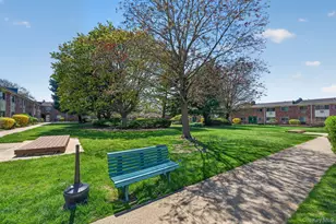 2453 Union Blvd, Islip, NY 11751 - Photo 10