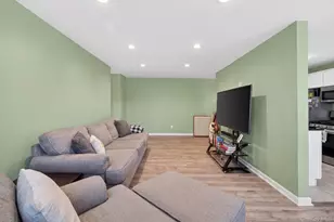 2453 Union Blvd, Islip, NY 11751 - Photo 6