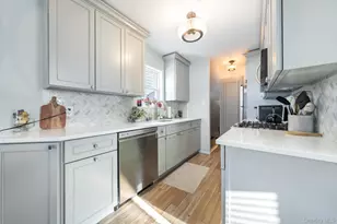 89-60 215th St, Queens Village, NY 11427 - Photo 6