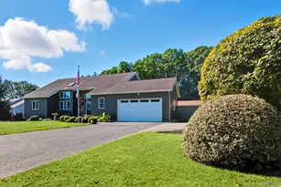 61 Eileen Cir, Jamesport, NY 11947 - Photo 4