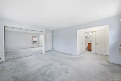 16 Pantzer Street, Smithtown, NY 11787 - Photo 30