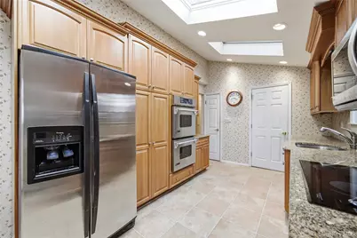 16 Pantzer Street, Smithtown, NY 11787 - Photo 14