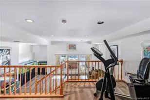 301 Oakley Ct, Mill Neck, NY 11765 - Photo 38