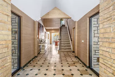 301 Oakley Court, Mill Neck, NY 11765 - Photo 4