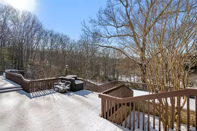 301 Oakley Court, Mill Neck, NY 11765 - Photo 40