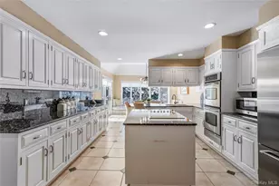 301 Oakley Ct, Mill Neck, NY 11765 - Photo 18