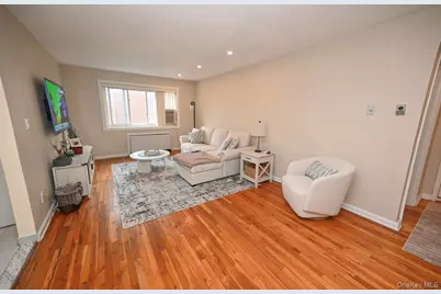 200 Atlantic Avenue #212, Lynbrook, NY 11563 - Photo 4