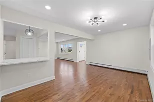 22 Guilette Pl, Amityville, NY 11701 - Photo 10