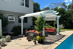 96 W Tiana Rd, Hampton Bays, NY 11946 - Photo 6