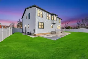 11 Goshen St, Elmont, NY 11003 - Photo 32