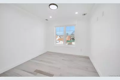 11 Goshen Street, Elmont, NY 11003 - Photo 14