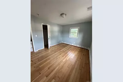 16 Blythe Road, Ronkonkoma, NY 11779 - Photo 6