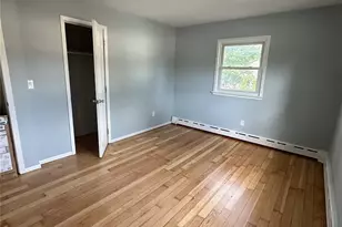 16 Blythe Rd, Ronkonkoma, NY 11779 - Photo 6