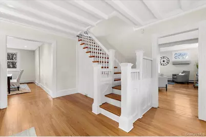 68 Carlton Avenue, Port Washington, NY 11050 - Photo 12