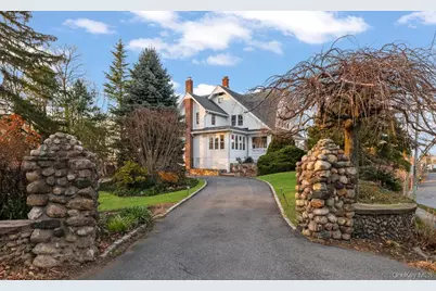 68 Carlton Avenue, Port Washington, NY 11050 - Photo 1