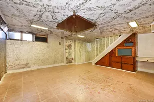 222 Ave V, Brooklyn, NY 11223 - Photo 22